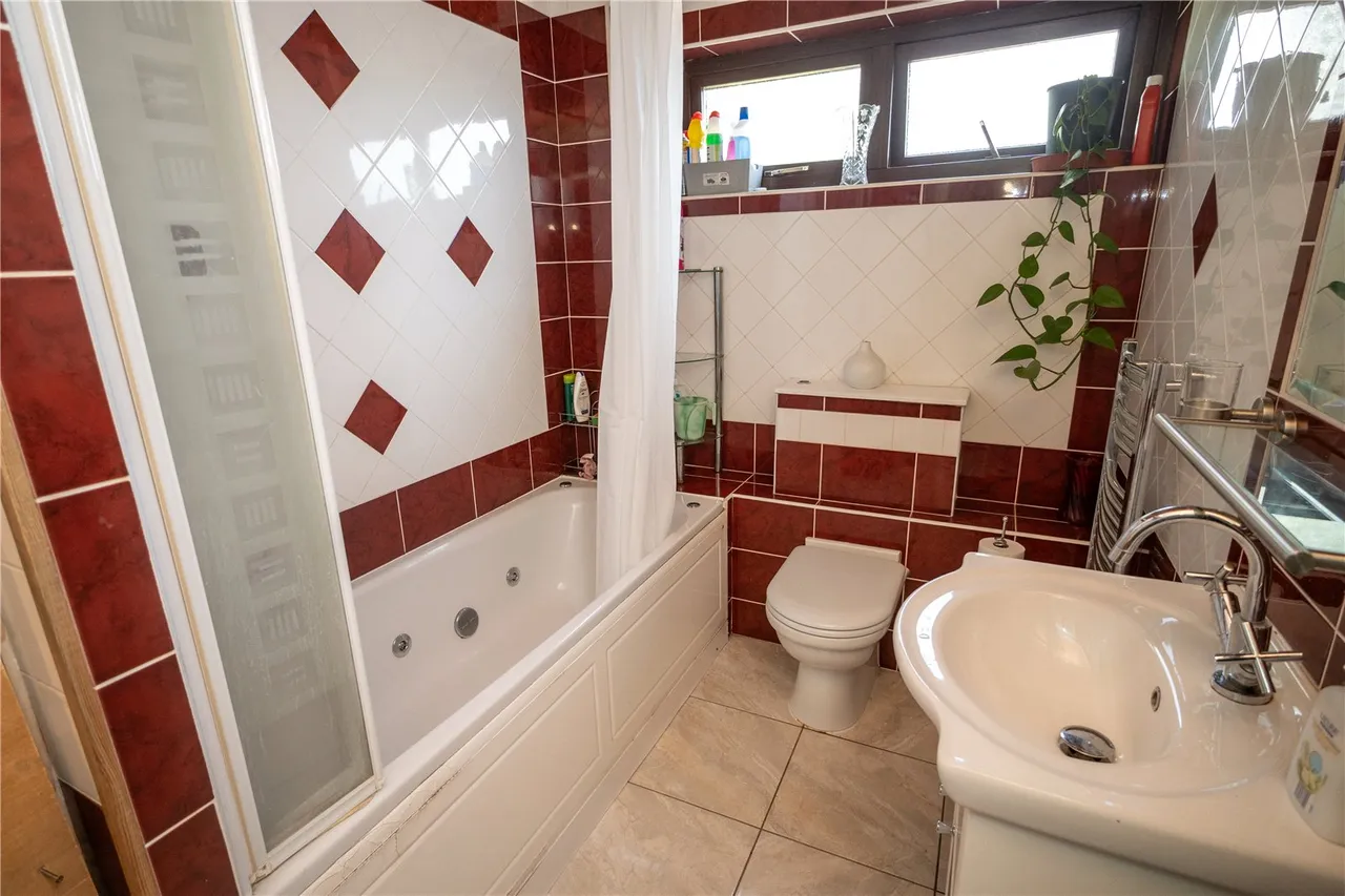 Erasmus Road, Sparkbrook, Birmingham, B11 1RL, photo 9