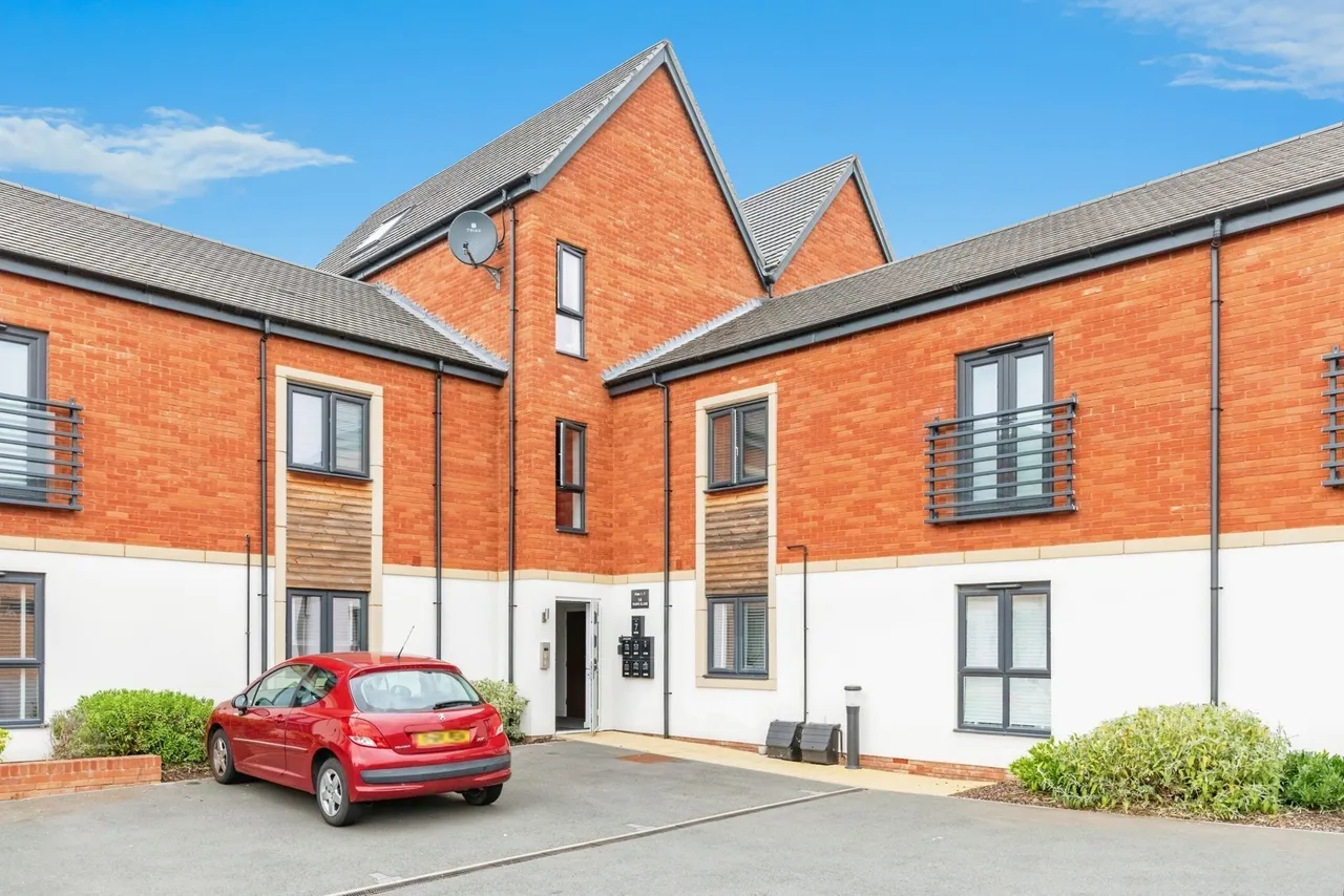 Teape Close, Upton, Northampton, Northamptonshire, NN5, photo 16