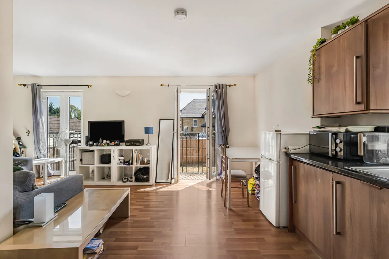 Victoria Street, Englefield Green, TW20, photo 7