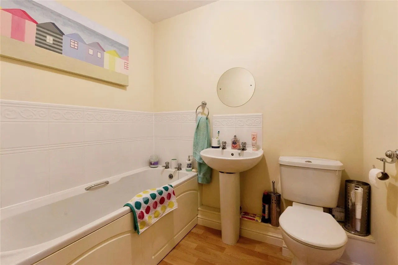 Roche Close, Rochford, Essex, SS4, photo 8
