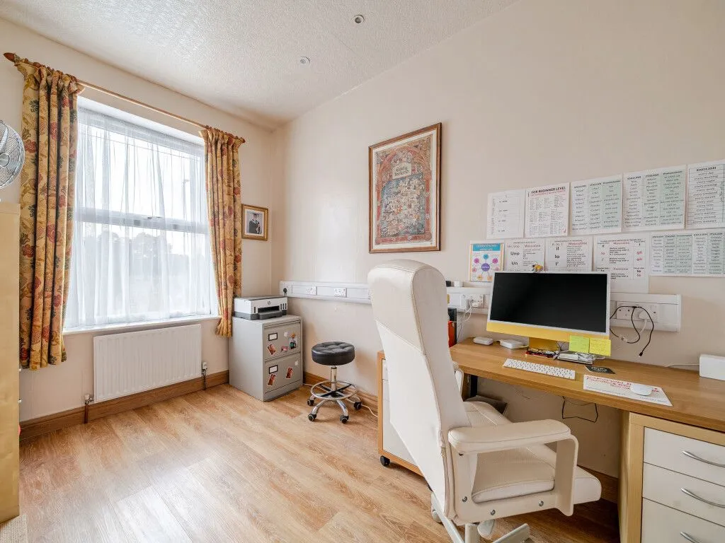 Barnsley Road, Sandal, WF2, photo 11