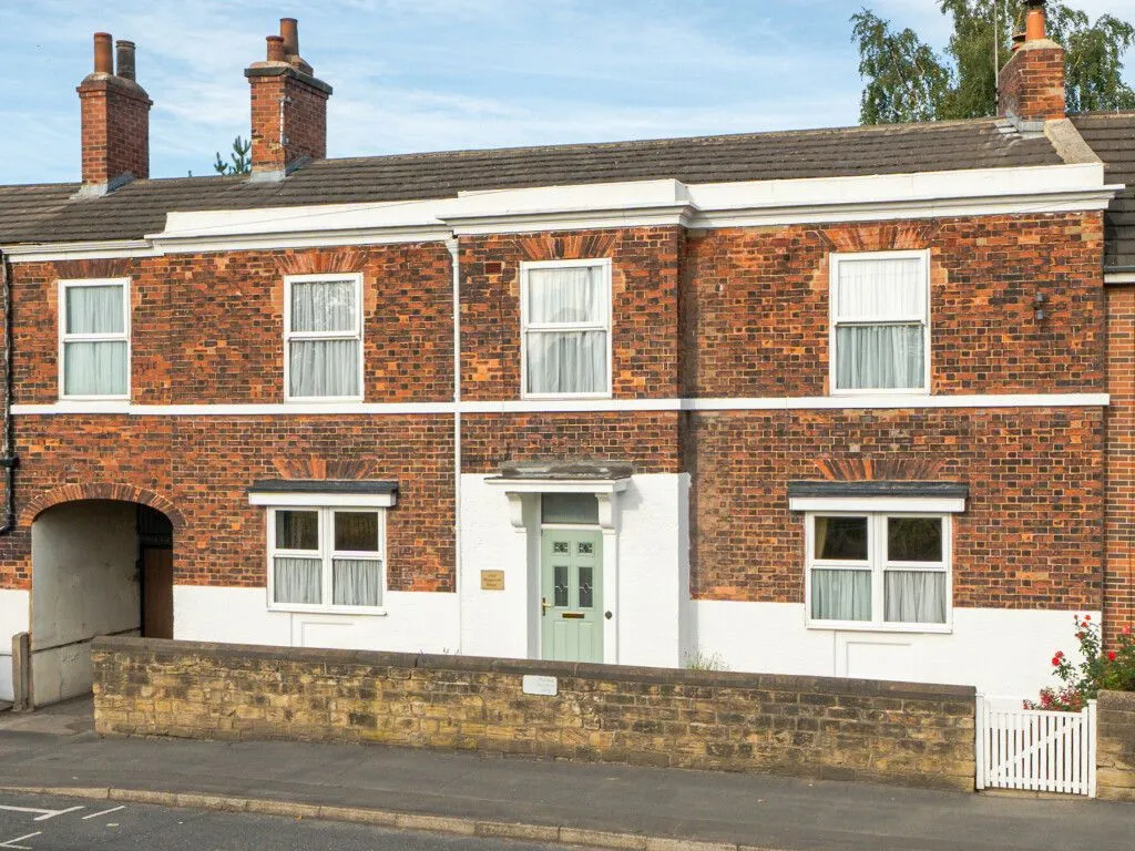 4 bed house for sale, Barnsley Road, Sandal, WF2