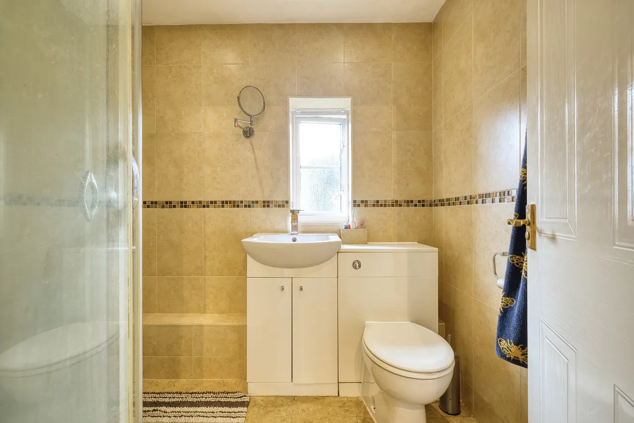Moyes Close, Cliffsend, CT12, photo 13