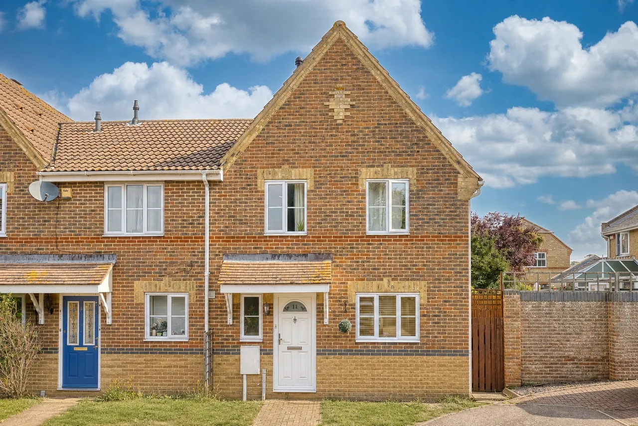 3 bed house for sale, Moyes Close, Cliffsend, CT12