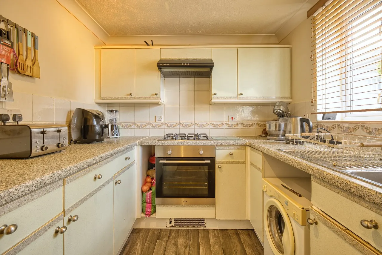 Moyes Close, Cliffsend, CT12, photo 7