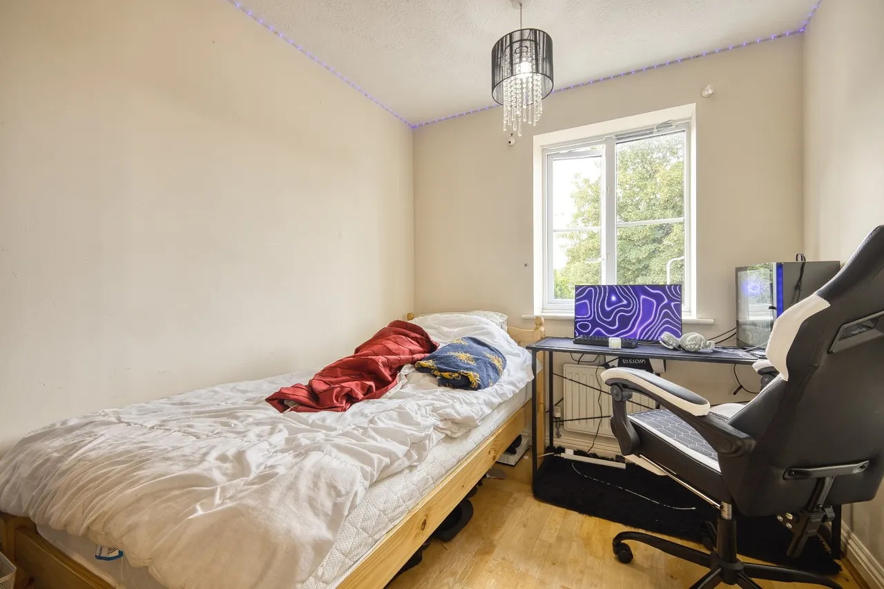 Moyes Close, Cliffsend, CT12, photo 11