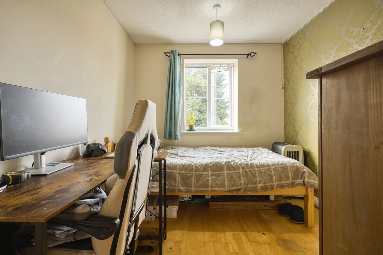 Moyes Close, Cliffsend, CT12, photo 12