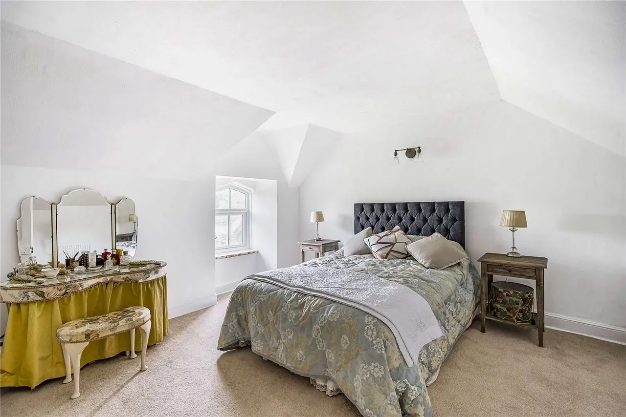 Frampton Mansell, Stroud, Gloucestershire, GL6 8JE, photo 10