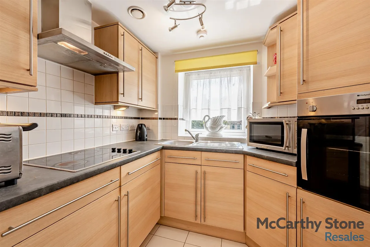 Jevington Gardens, Eastbourne, BN21, photo 4