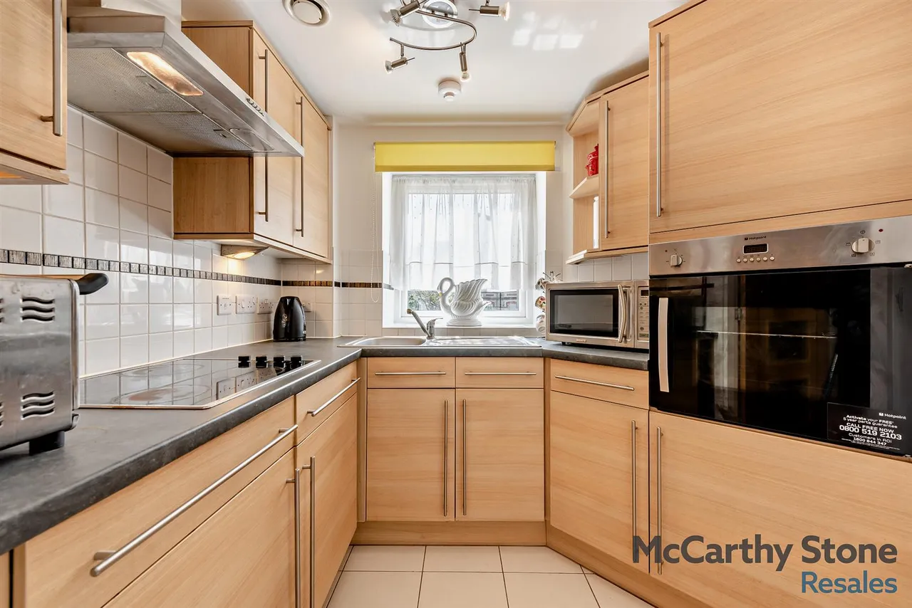 Jevington Gardens, Eastbourne, BN21, photo 5