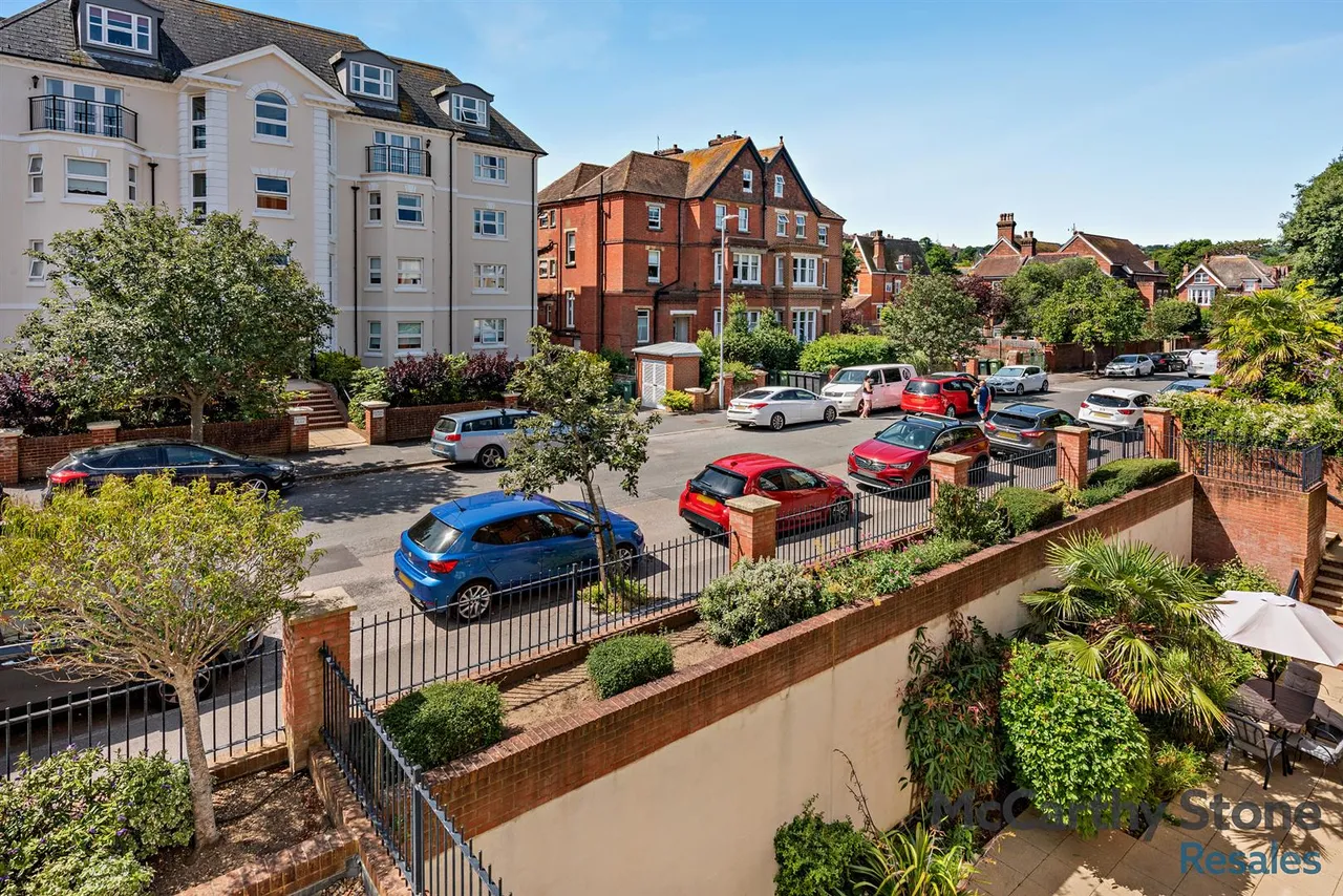 Jevington Gardens, Eastbourne, BN21, photo 19