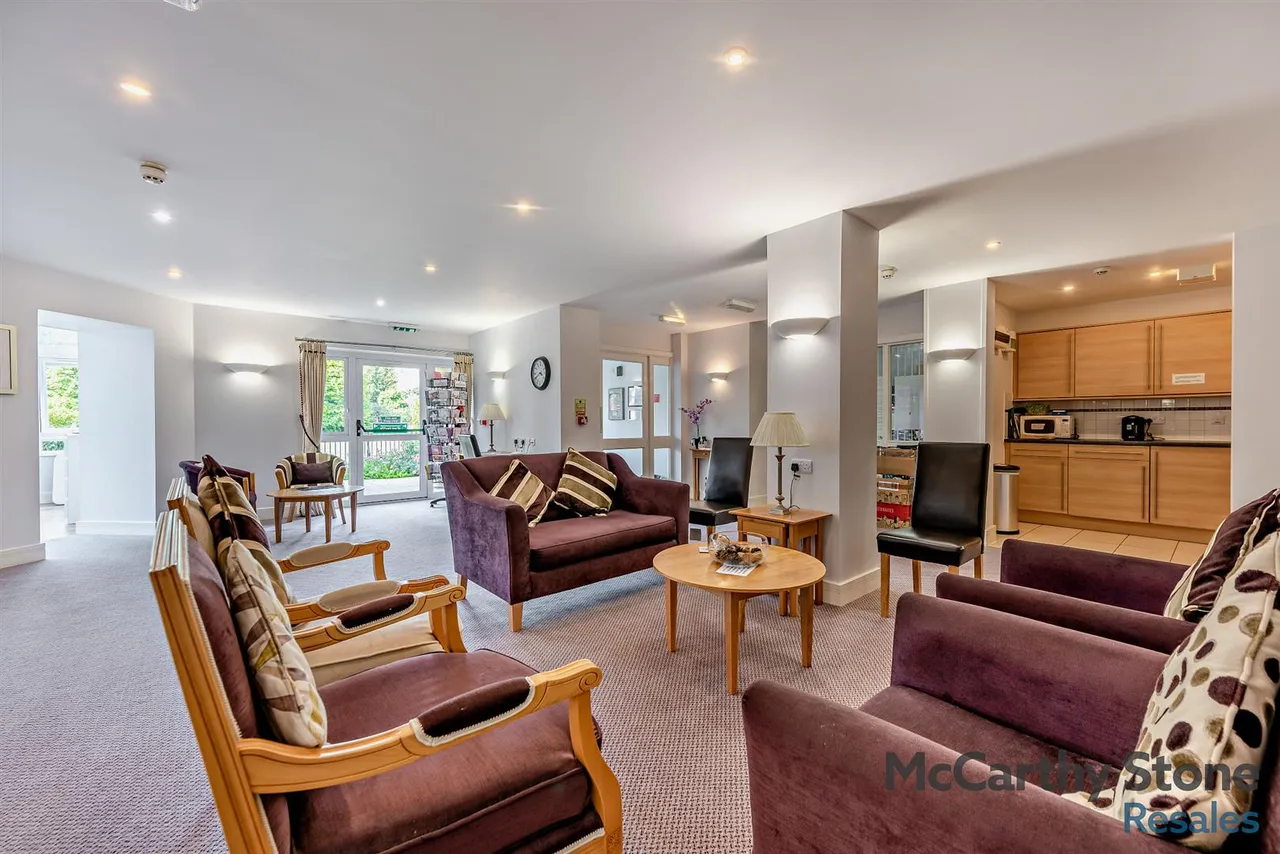 Jevington Gardens, Eastbourne, BN21, photo 17