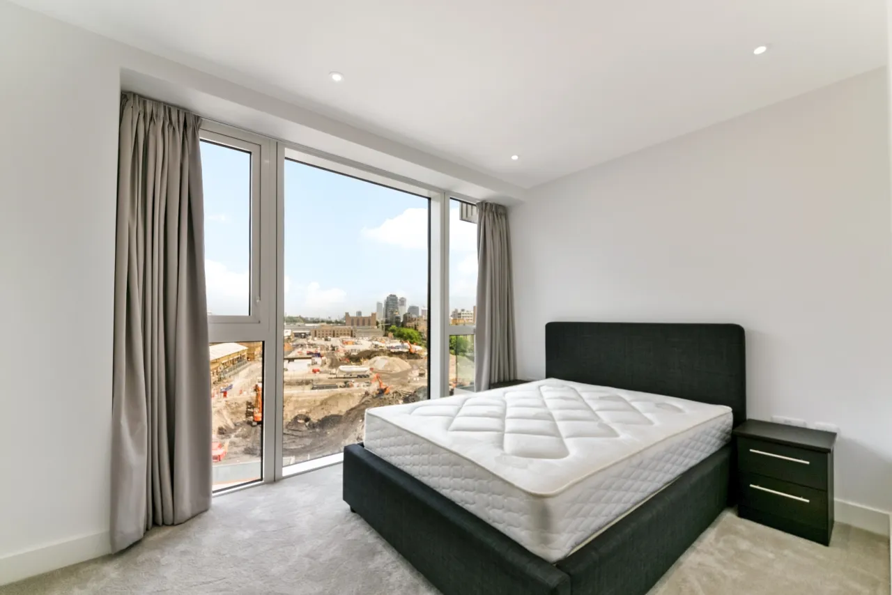 Admiralty House, 150 Vaughan Way, Shadwell, London, E1W, photo 5