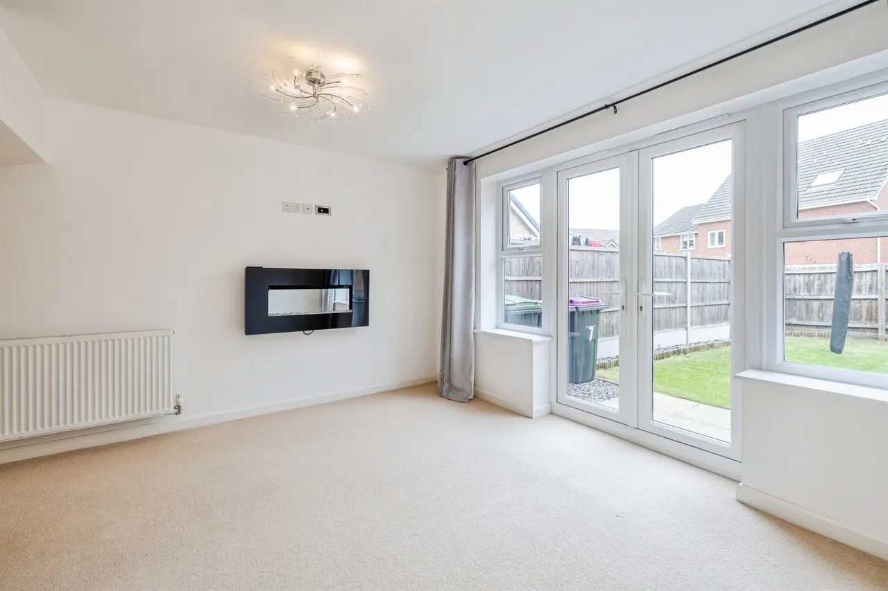 Capito Drive, North Hykeham, LN6, photo 3