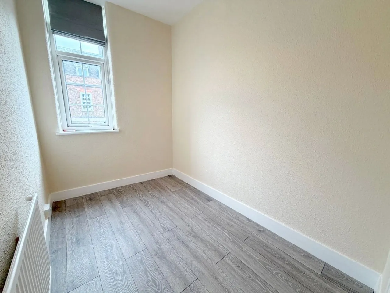The Broadway, Mill Hill, NW7, photo 4