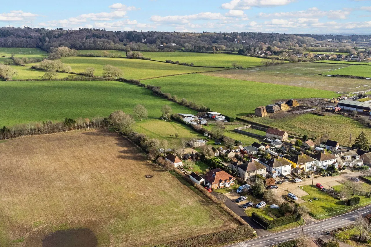 3 bed property for sale, Henwood Drive, Boars Hill, OX1