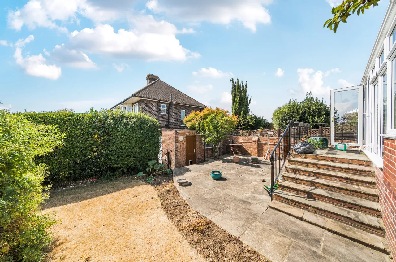 Courtmount Grove, Drayton, PO6, photo 12