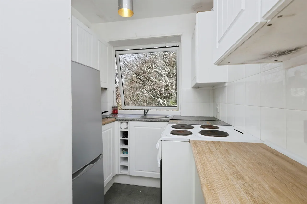 St. Annes Road, Eastbourne, photo 4