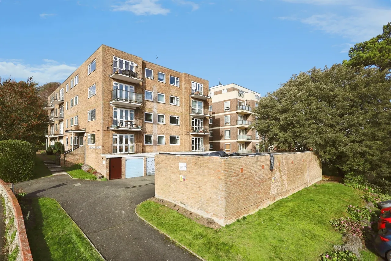 St. Annes Road, Eastbourne, photo 8