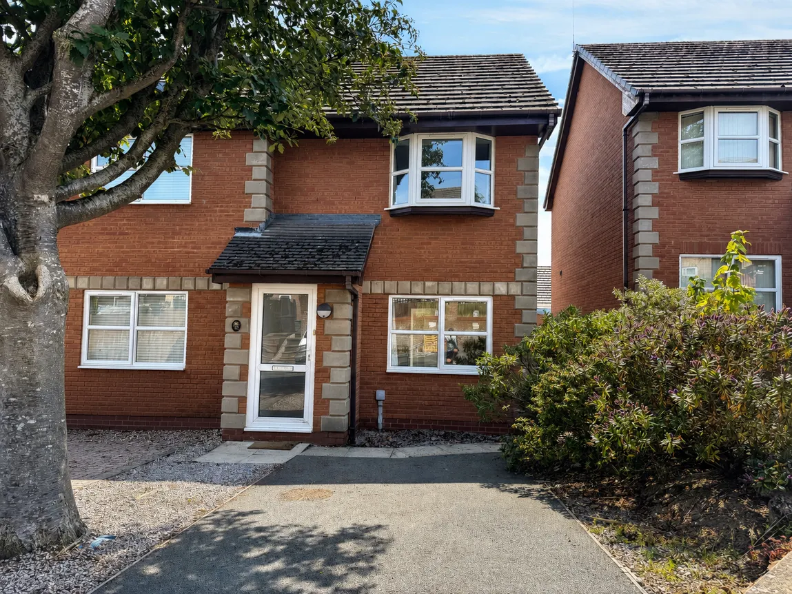 2 bed house for sale — Stephenson Close, Penrhyn Bay, Llandudno, LL30 3FF
