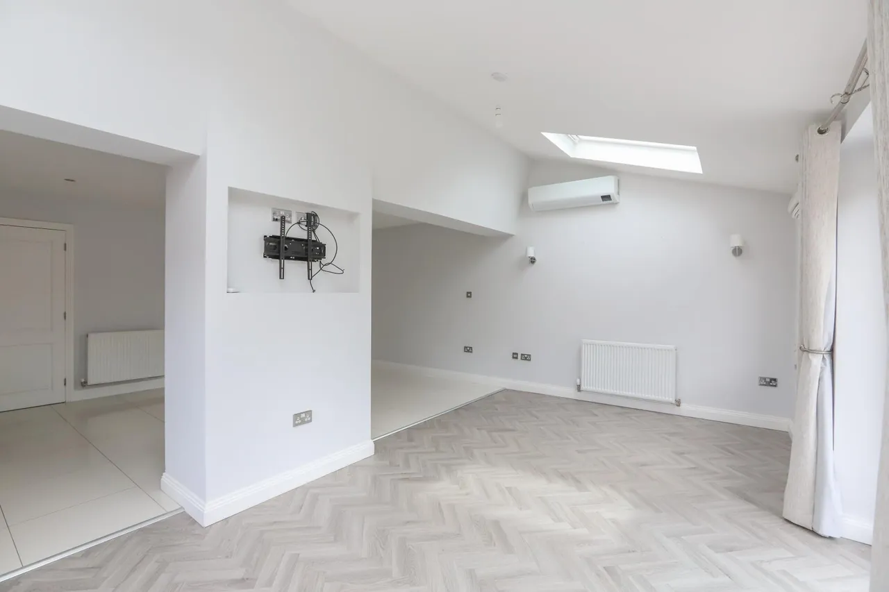 Teal Close, Kirkham, PR4, photo 12
