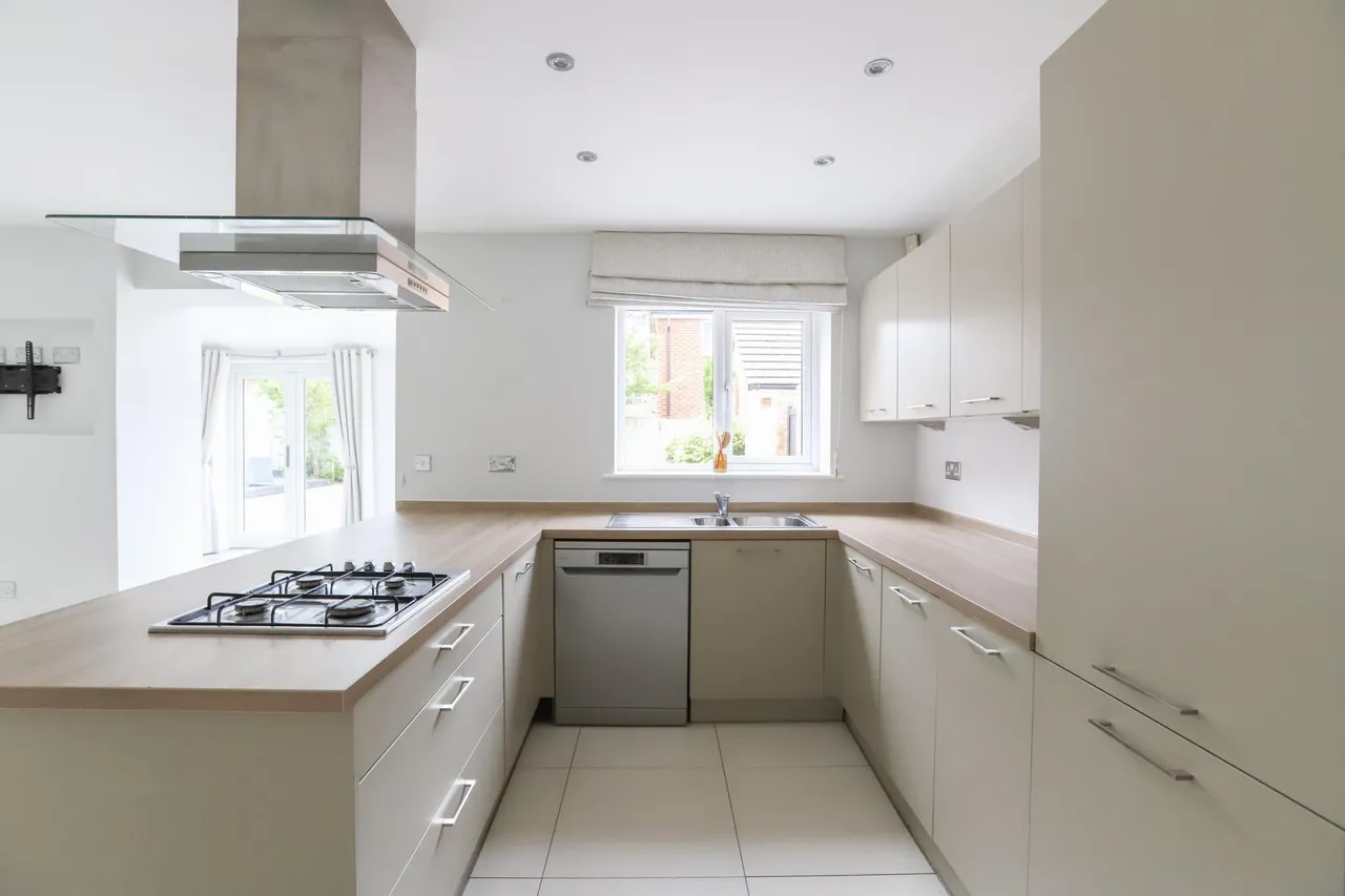 Teal Close, Kirkham, PR4, photo 8