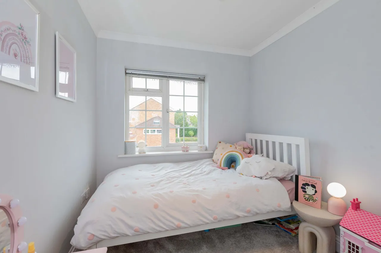 Cranbrook Drive, Maidenhead, Berkshire, photo 14