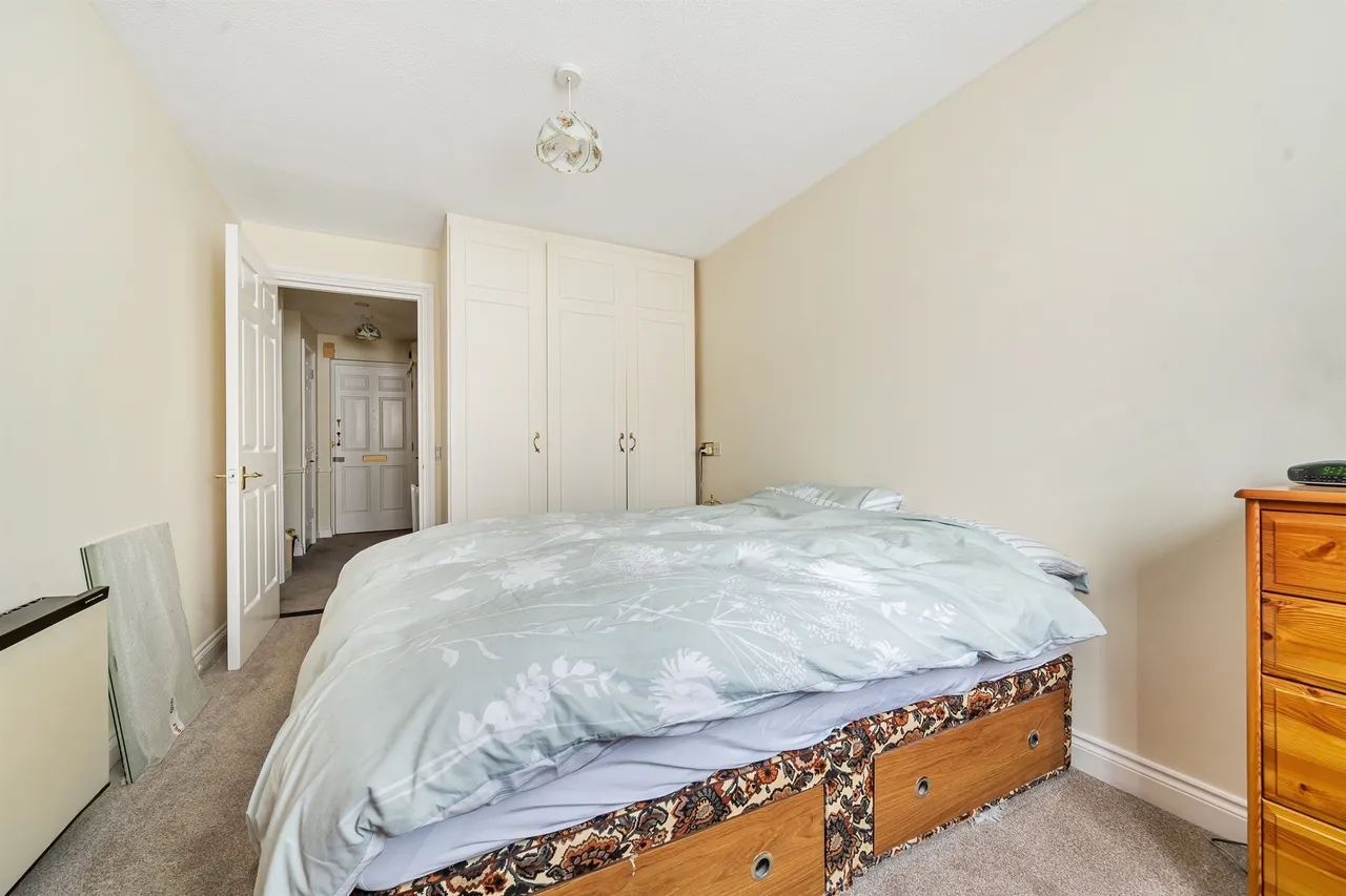 Park Avenue, Enfield, EN1, photo 6