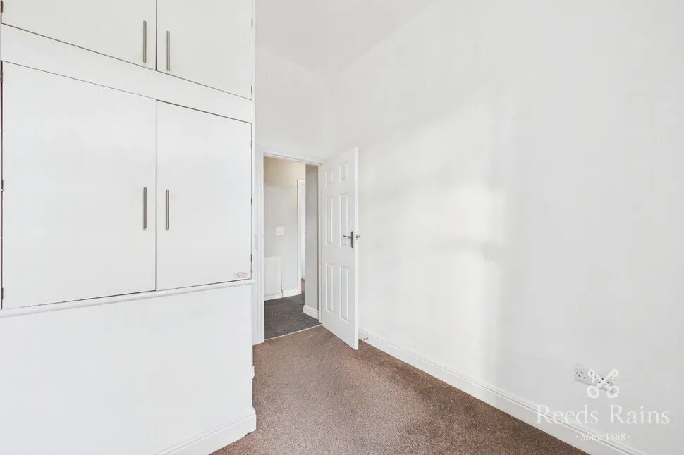 Cambridge Street, Heckmondwike, WF16, photo 15
