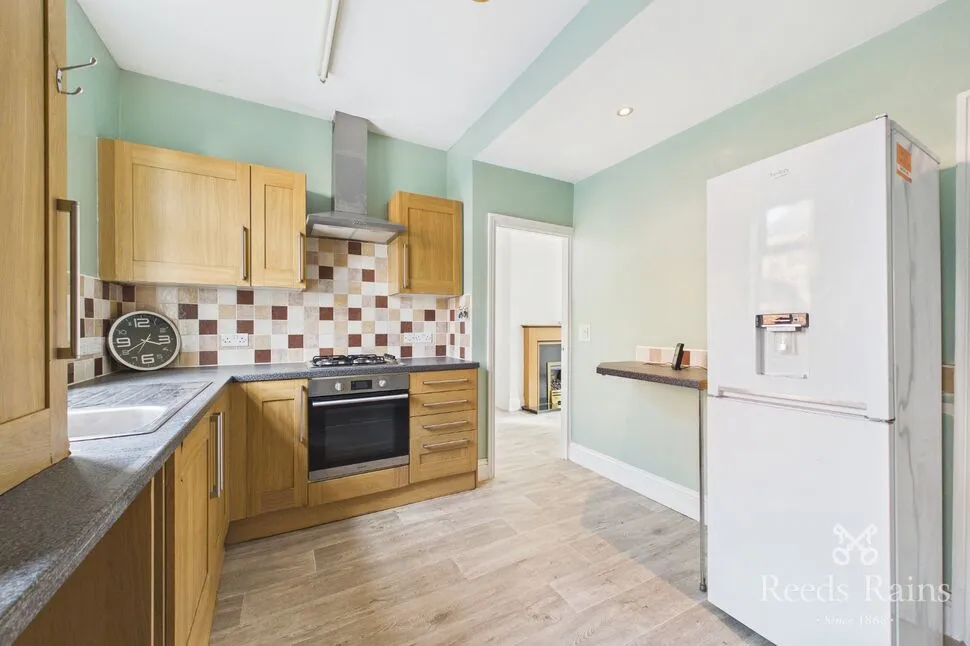 Cambridge Street, Heckmondwike, WF16, photo 2