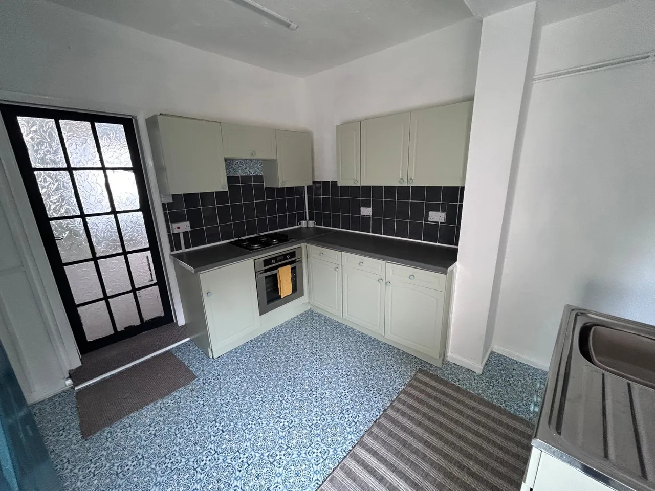 McKinley Avenue, Hull, HU3, photo 3