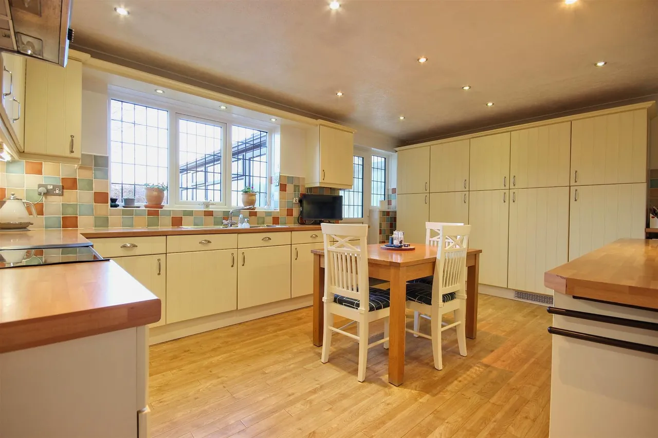Church Lane, Atwick, photo 6