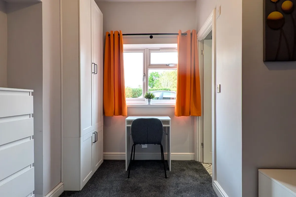 Chesterfield, S44, photo 13
