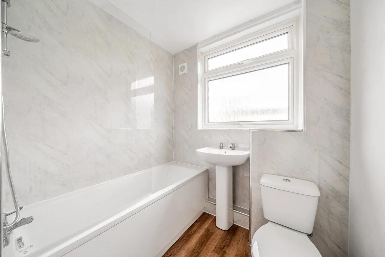 Baring Road, SE12, photo 3