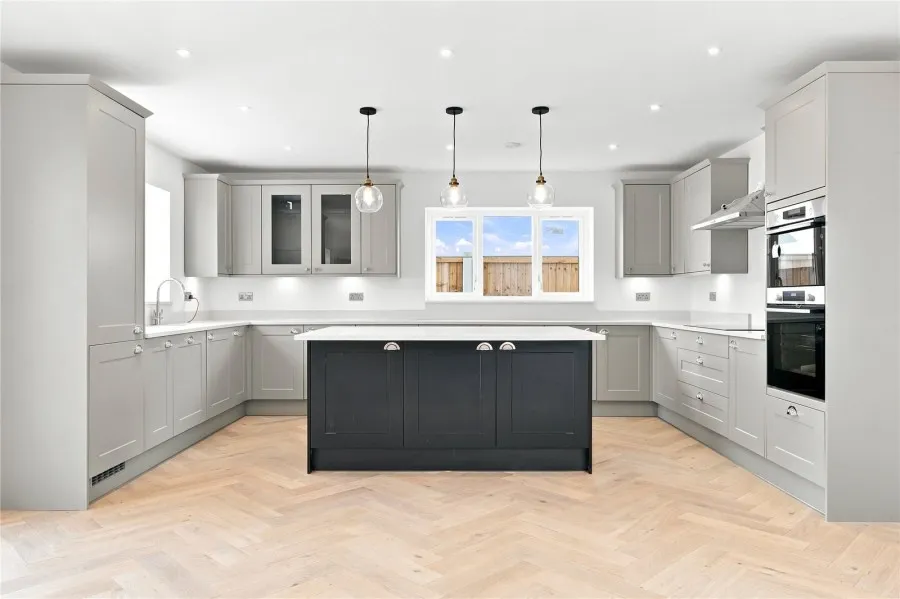 House Under Offer with 4 bedrooms in Wimbish, Nr Saffron Walden, CB10, photo 3