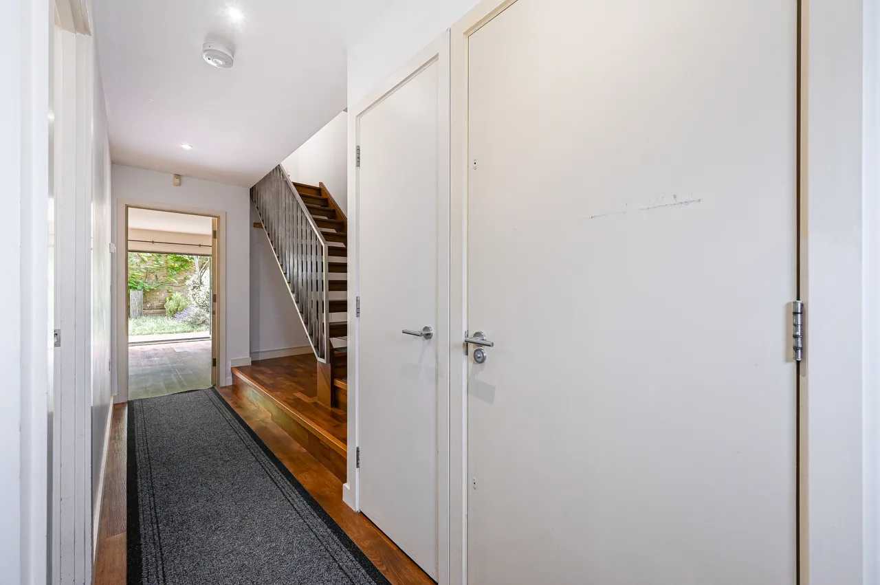 22 Axis Court, Woodland Crescent, London, photo 6
