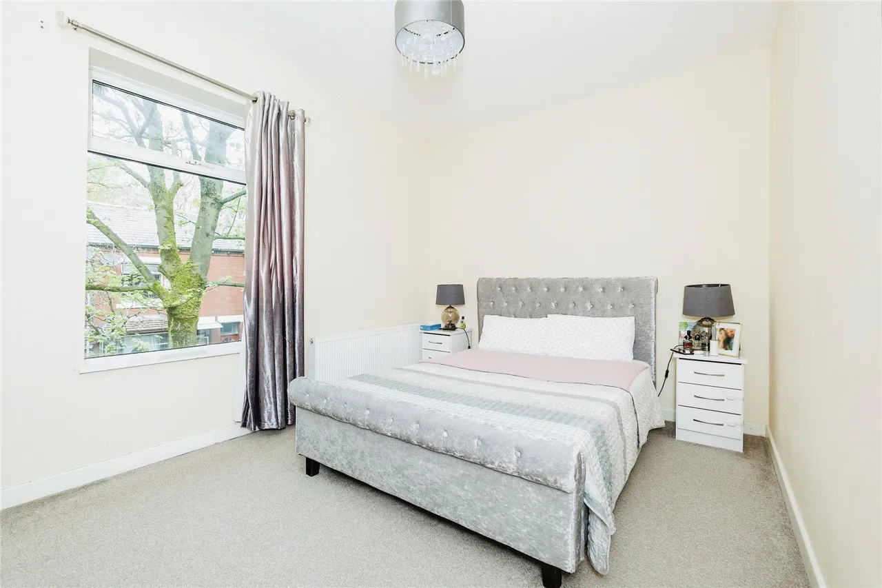 Gordon Avenue, Oldham, Greater Manchester, OL4, photo 9