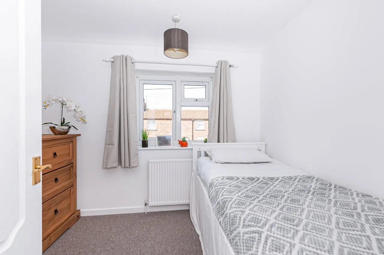 East Street, Leven HU17, photo 12