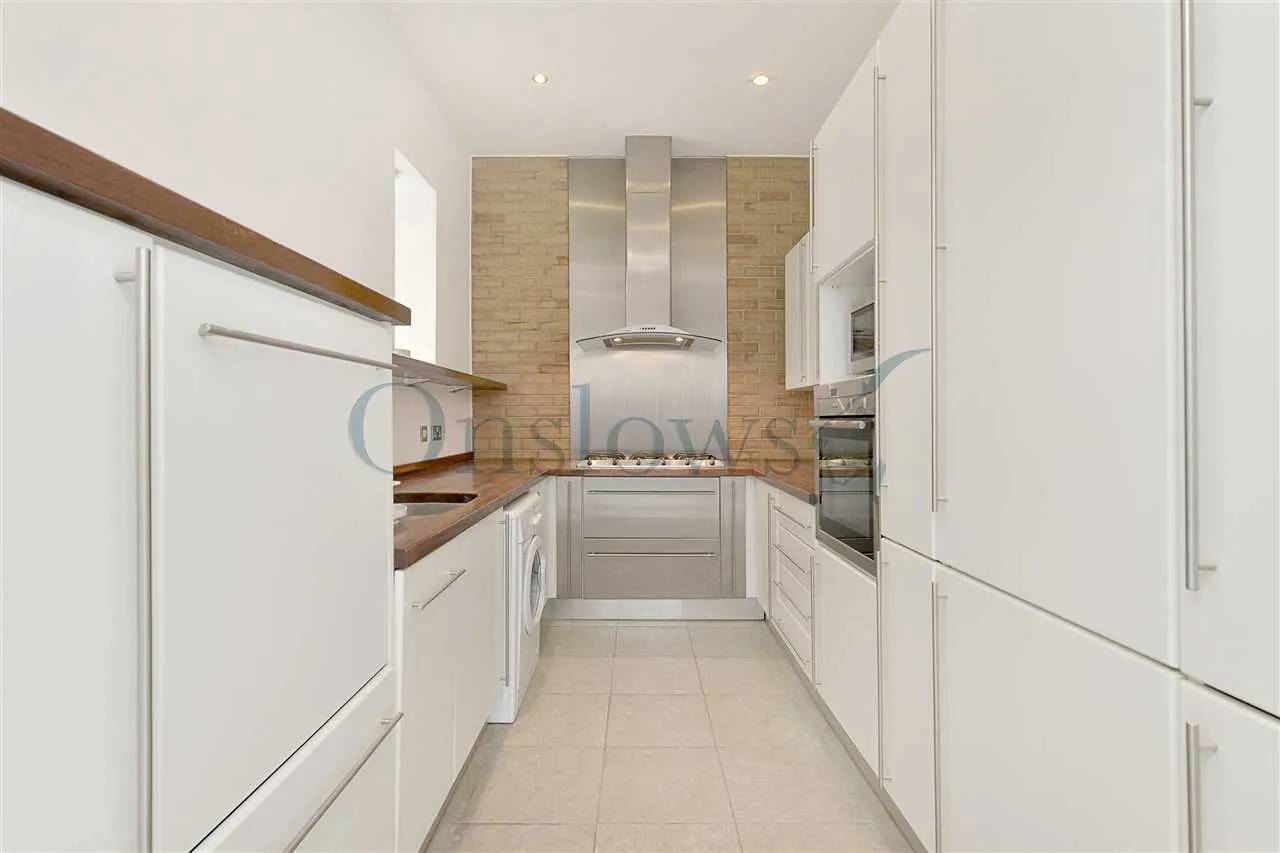 Hampstead Lane, Highgate, N6, photo 8