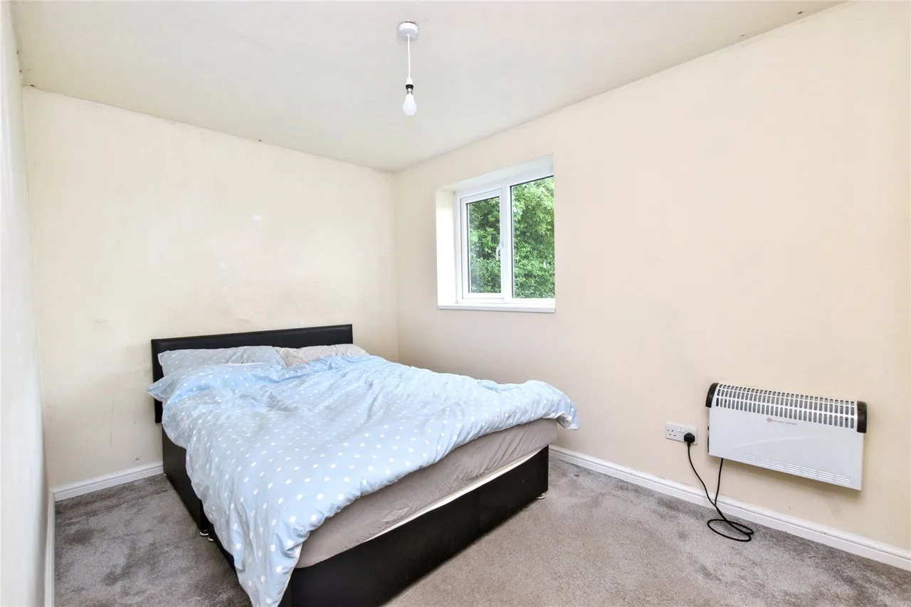 Thorpe Road, Pudsey, LS28, photo 14