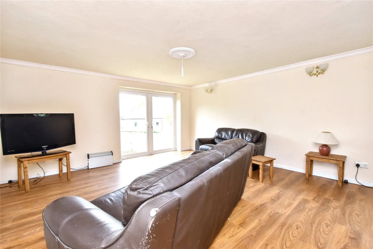 Thorpe Road, Pudsey, LS28, photo 4