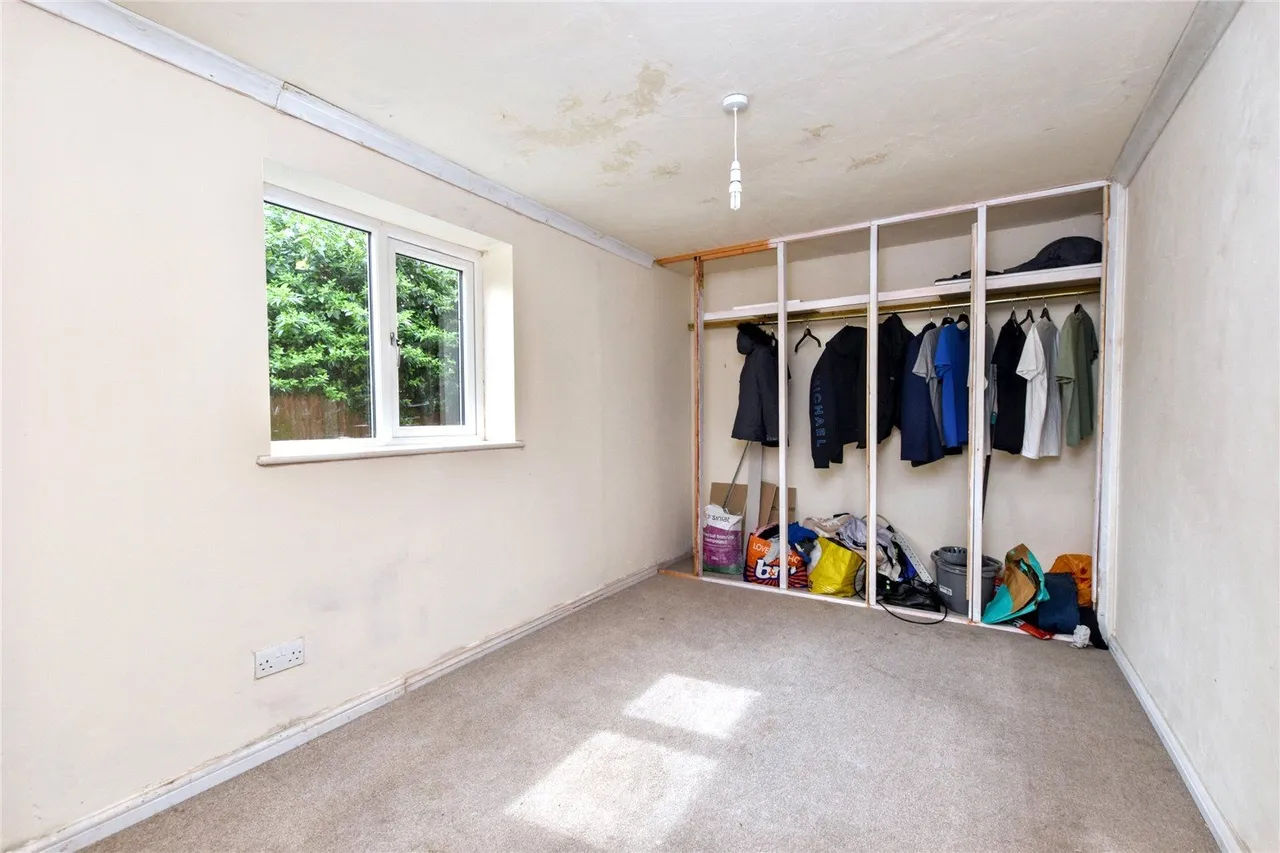 Thorpe Road, Pudsey, LS28, photo 6