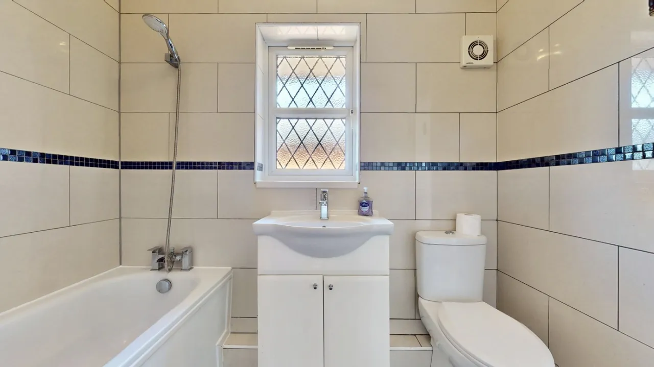 Willowbrook Road, Southall, UB2, photo 12