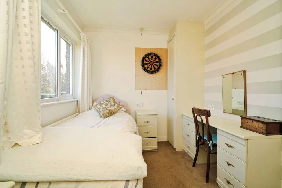 Palin Wood Road, Delph, OL3, photo 12