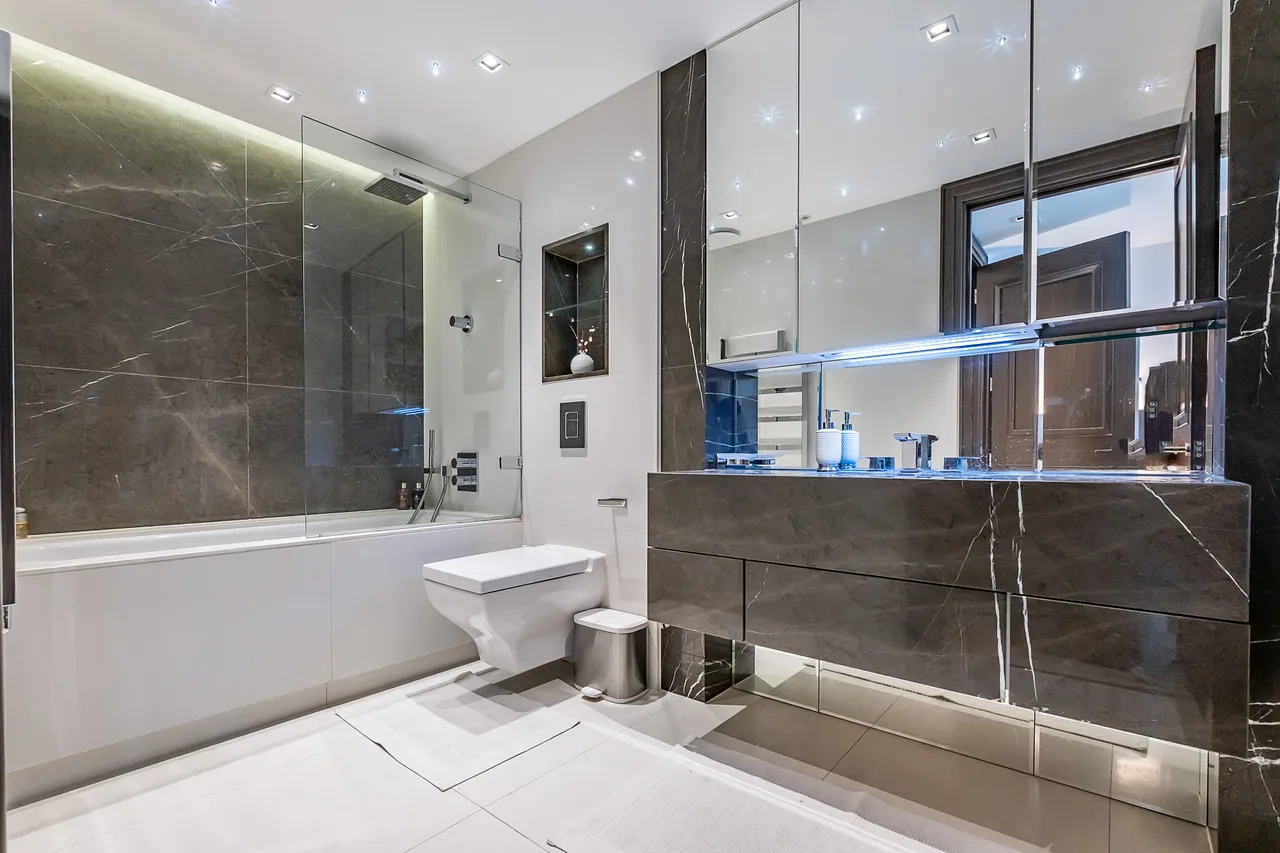 Radnor Terrace, London, W14, photo 9