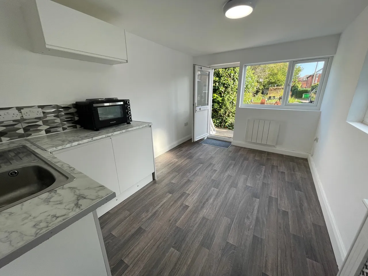 1 bed flat to rent, Bargates, Christchurch, BH23