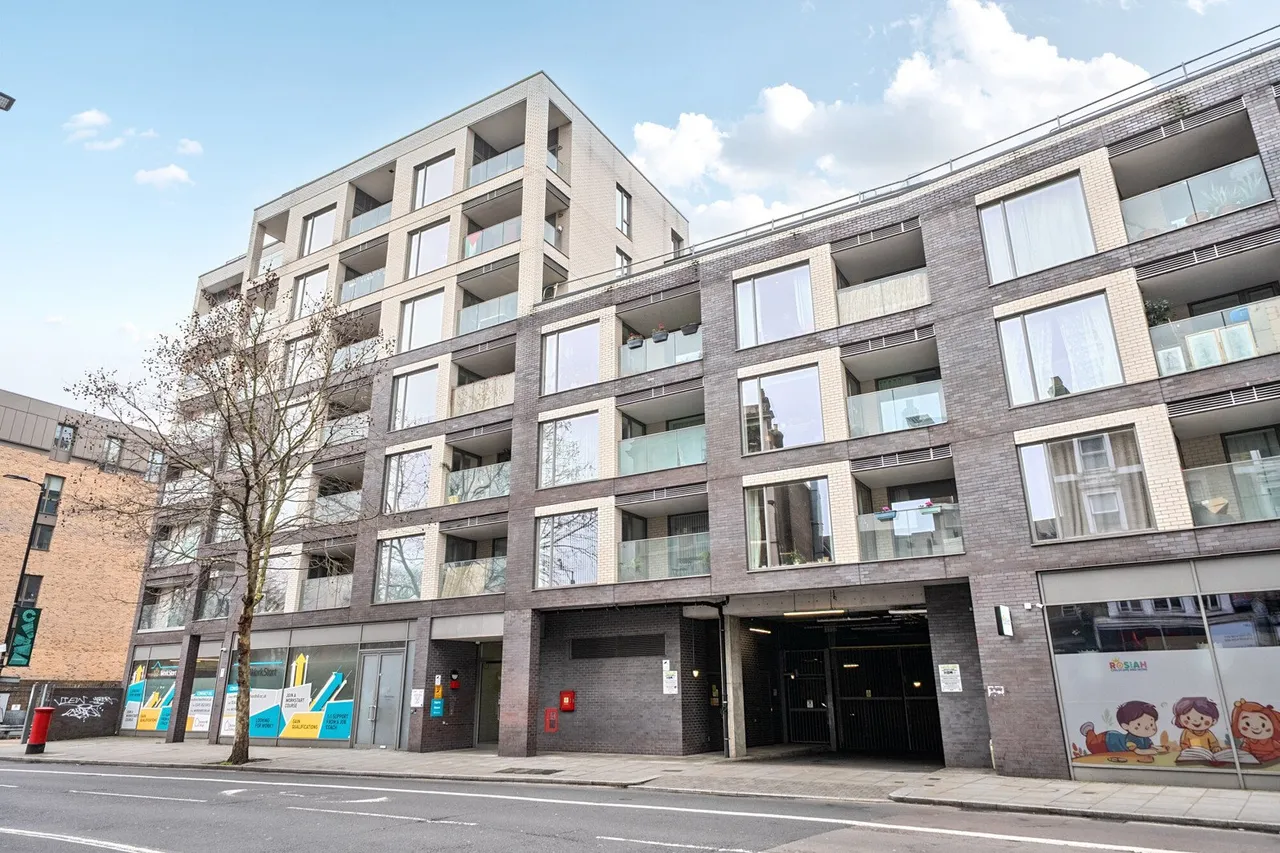 Camberwell Road, SE5, photo 8