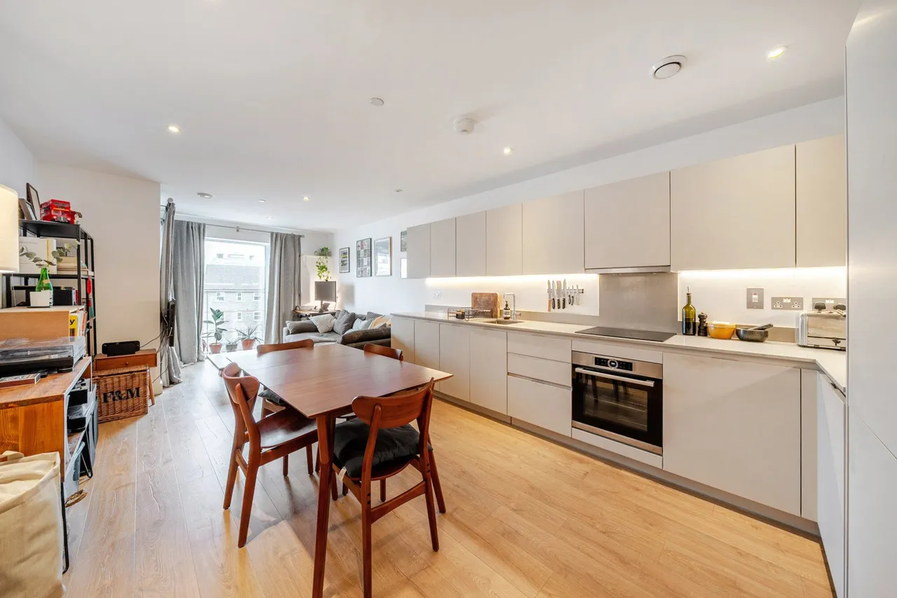 Camberwell Road, SE5, photo 4