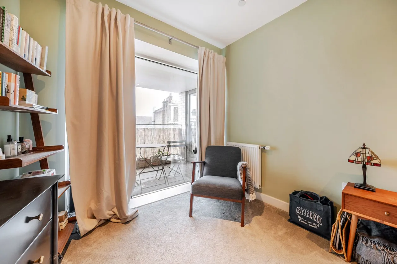 Camberwell Road, SE5, photo 22