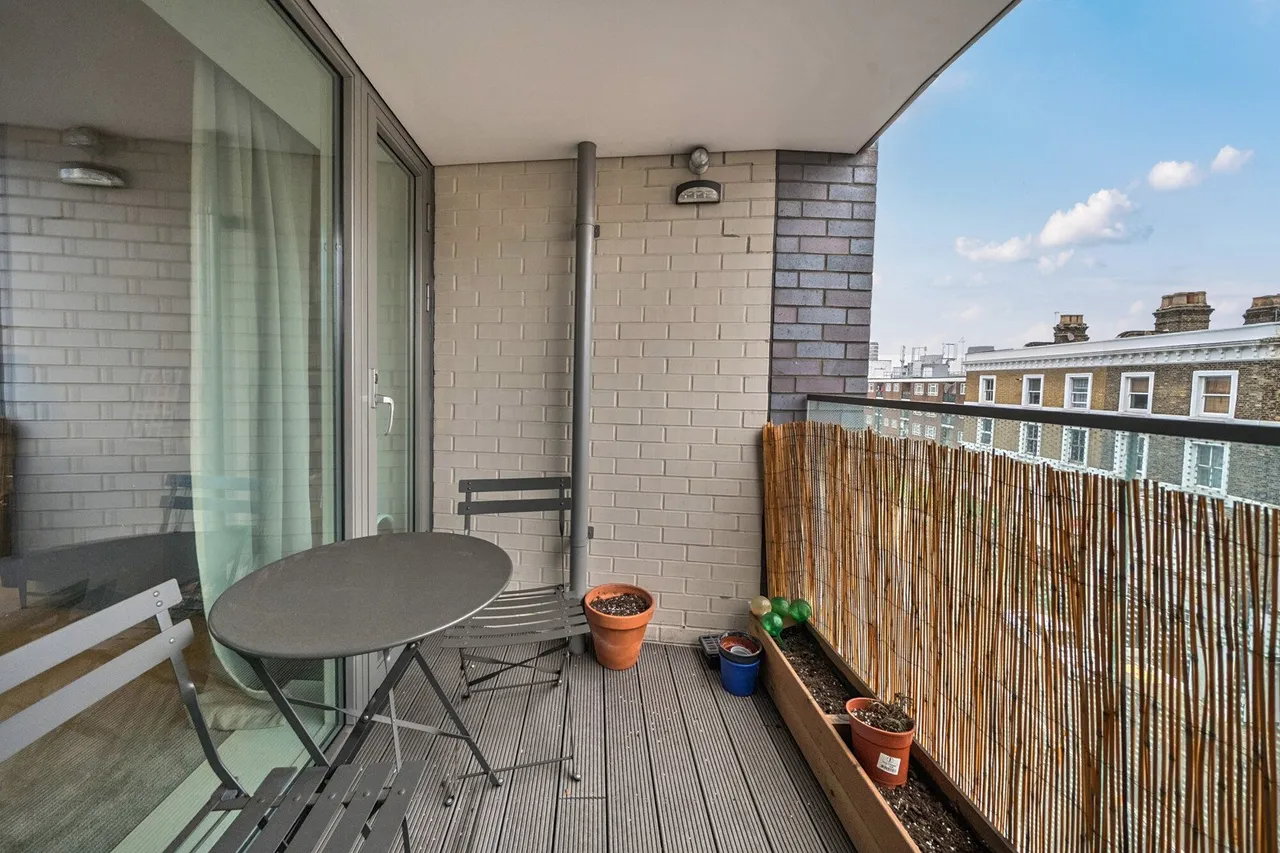 Camberwell Road, SE5, photo 6